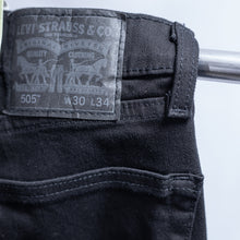 Carregar imagem no visualizador da galeria, Calça Jeans Levi's by DREAMS CUSTOM