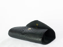 Carregar imagem no visualizador da galeria, Clutch Dreams Uniques