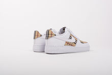 Carregar imagem no visualizador da galeria, Air Force 1 Designer