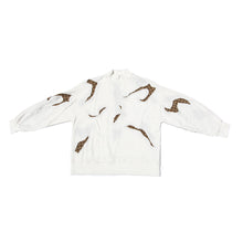 Carregar imagem no visualizador da galeria, Designer Skin Crewneck