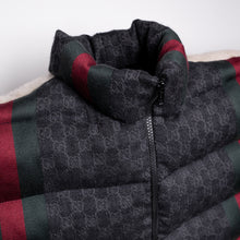 Carregar imagem no visualizador da galeria, Colete Puffer double G
