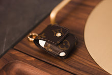 Carregar imagem no visualizador da galeria, Airpods Case Designer
